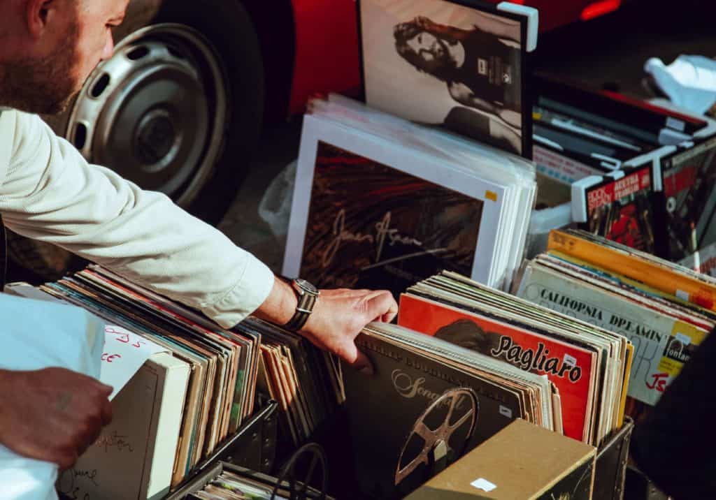 Flea Markets World
