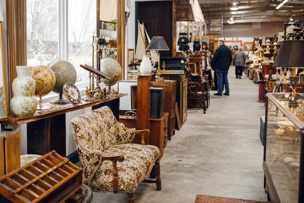 shoppers browsing antique and vintage market stalls at Roadshow’s 400 Antiques Mall in Canada, Ontario